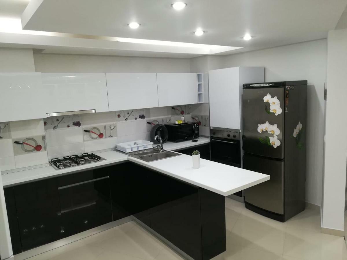 Paradise Apartament Braşov Buitenkant foto