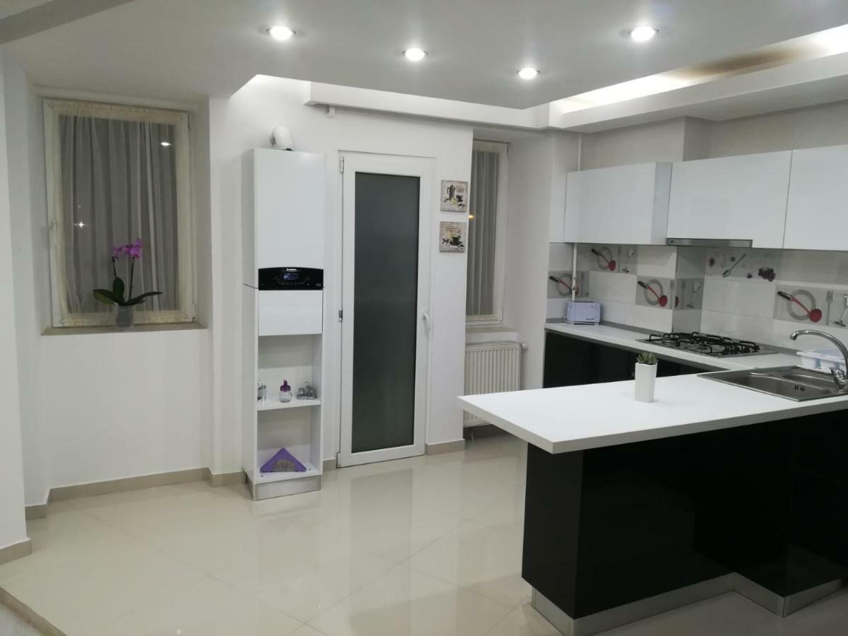 Paradise Apartament Braşov Buitenkant foto